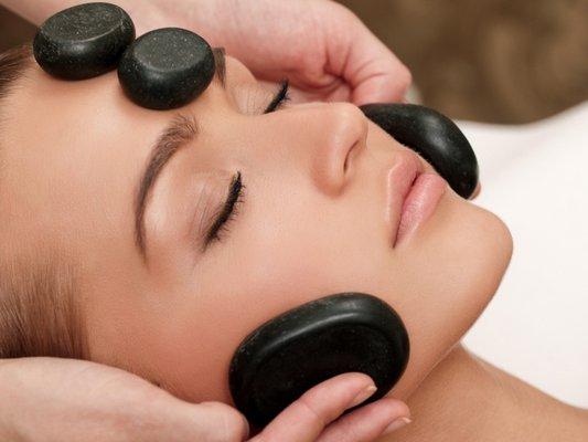 Hot Stone Pure Relaxation Facial