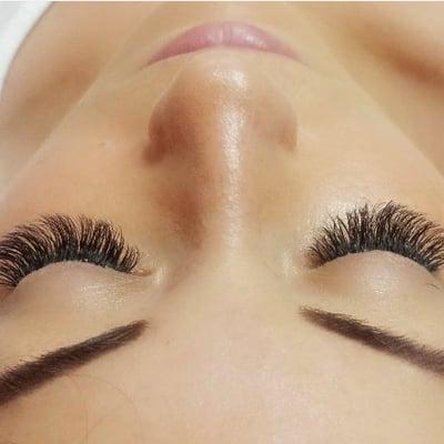 Individual lash extenions