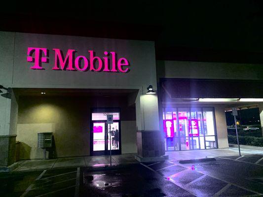 T-Mobile at 6020 W Craig Rd. #150