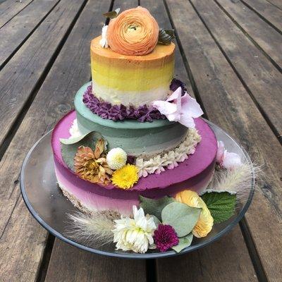 World's loveliest wedding cake.