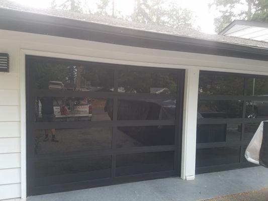 Stunning aluminum and glass! Instant curb appeal!