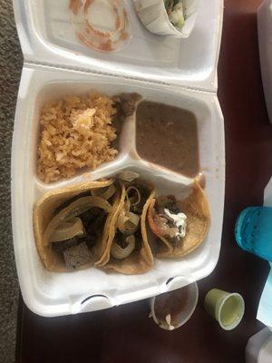 Steak taco plate