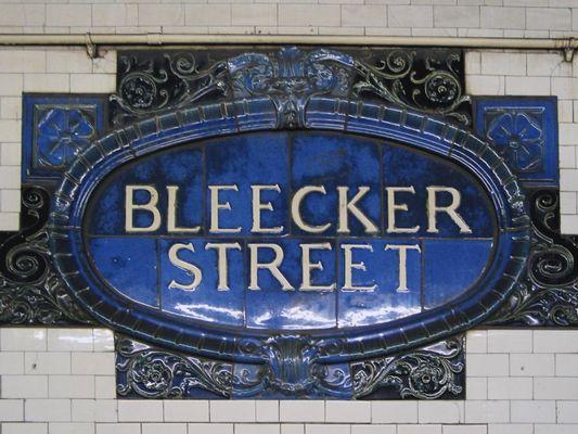 Beautiful Vintage Ceramic/Tile Art seen throughout the NY subway system! Very Elegant! NYC.