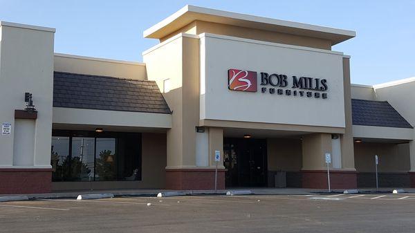 Bob Mills Furniture, Midland, Texas - Storefront