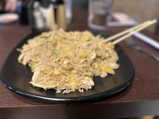 Pineapple fried rice with chicken