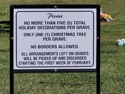 On 10/3/22 I saw many borders. 1 Christmas Tree does seem to be enough.