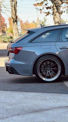 2021 Audi RS6 - BCForged wheels and CETE lowering module installed!