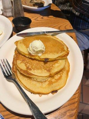 Buttermilk Pancakes with 100% Pure Natural Syrup