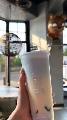 Oolong milk tea with herbal jelly