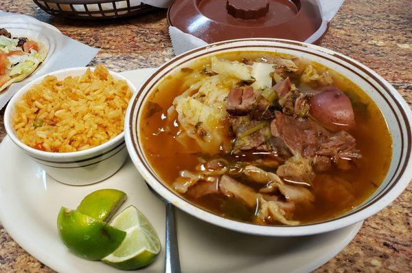 Caldo de Res