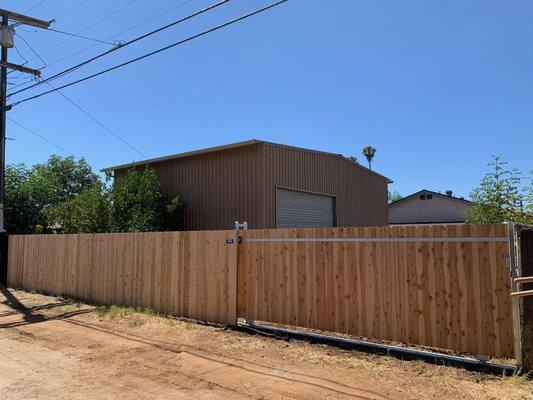 wood fence/gate