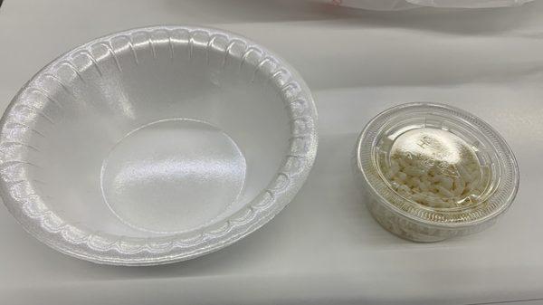 Size of sizzling rice portion given and soup bowl for dining in.