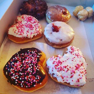 Awesome Valentines Day assortment! Love this place, such amazing donuts EVERYTIME!