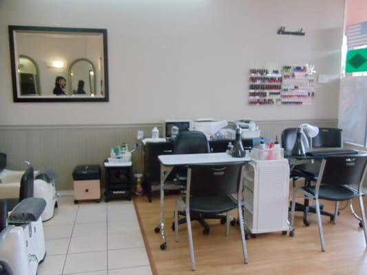 Manicure area