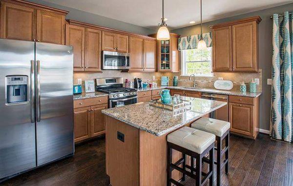 Nice and clean kitchen by simply Tidy cleaning services LLC.