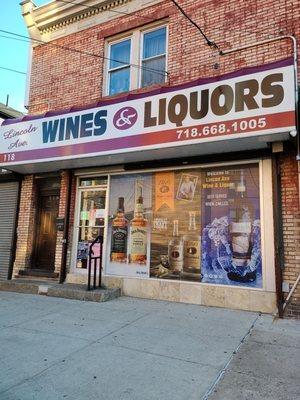 Great well stocked liquor store