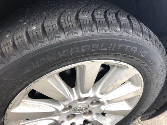 Safe rides - AWD with Nokian Hakkapeliitta 10 SUV studded tires during winter