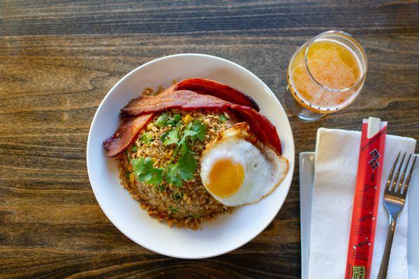 Garlic Butter Fried Rice with Bacon & egg