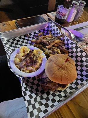 Brisket sandwich w/bacon mac n cheese.