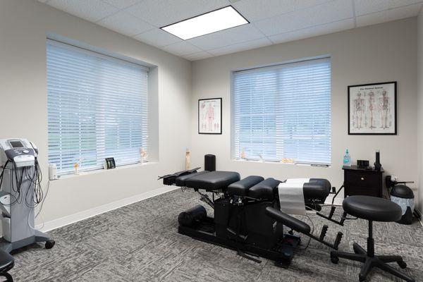 Rozell Spine & Sport: Chiropractic & Physical Therapy