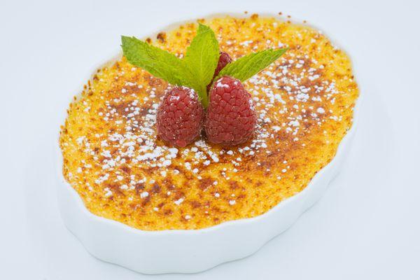 Dessert: Crème Brulee' Vanilla crème custard