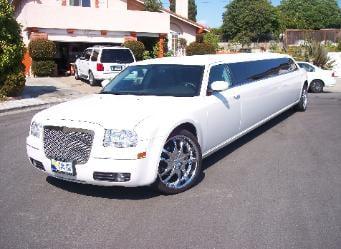 Chrysler 300 Limo Bently style grill