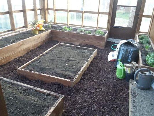 greenhouse flower beds