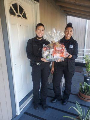 Proud to have partnered with Pinole police department to donate and distribute Thanksgiving baskets this year!