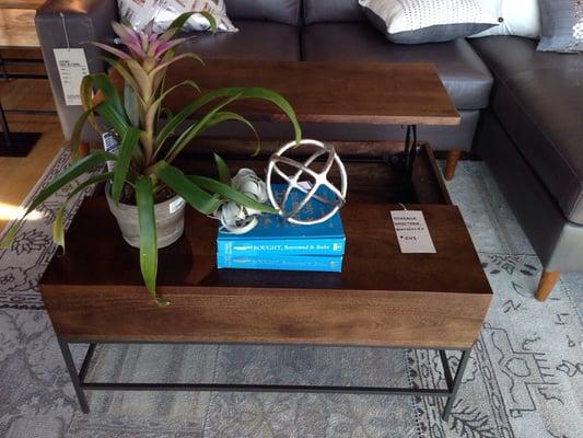 I need this coffee table!