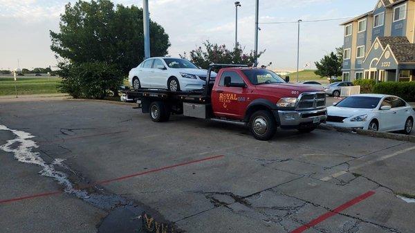 Call now for a roadside or towing service!