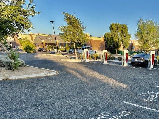 Relatively new Tesla 250 kW SuperCharger, with both Pull In and Back End setups in the Lowe's parking lot