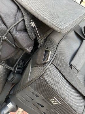 Defective Kuryakyn XKursion XB Fast Lane Saddlebags sold as New by RevZilla (suspected used/refurbished)