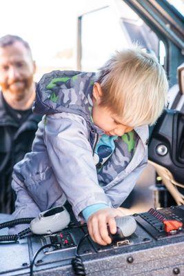 Police vehicle tour, Community Helpers: Police