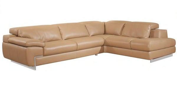 http://www.unitedfurnituregroup.com/oregon-2m-full-top-grain-italian-leather-sectional-by-nicoletti.html