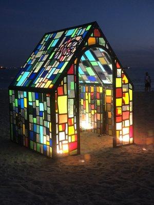 Tom Fruin's Colorful Glasshouse 10/2021