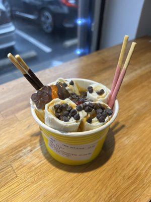 2nd trip: vanilla base, chocolate chips, pocky sticks. Gummy butterflies, caramel drizzle