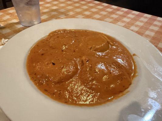 Beef ravioli with Tomato/Alfredo mixed sauce