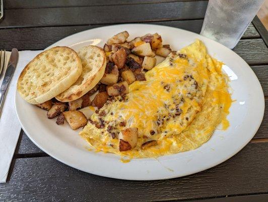 Bacon and Cheese Omelette with Cottage Fries