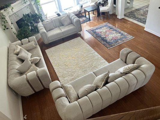 Sofa set and carpet