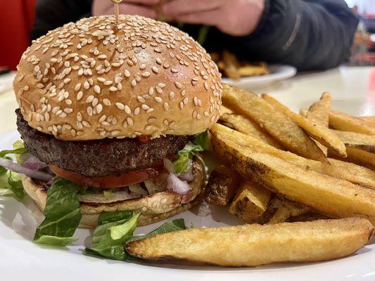 Jazzy burger with fries