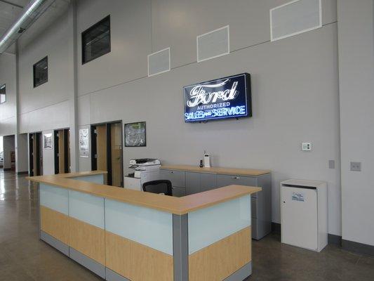 Front reception area at Junge North Libtery