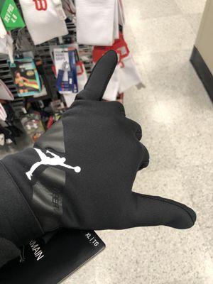 Jordan gloves ohh wee scored *12/14/23