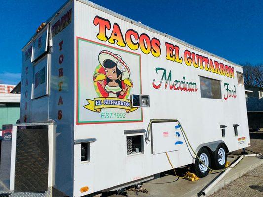 Tacos El Guitarron Truck