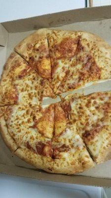 Cheese (???) pizza