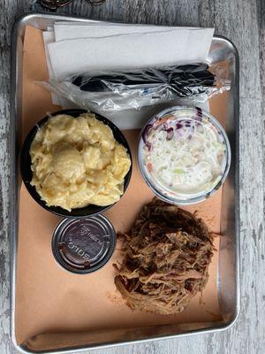 Pulled pork with Mac and Cheese & Coleslaw