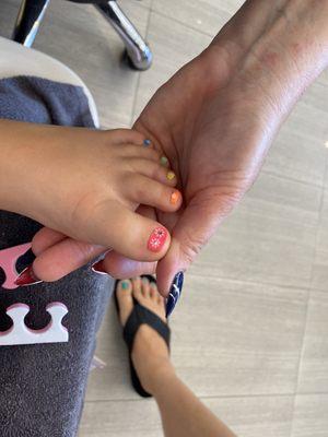 Flowers on her toes