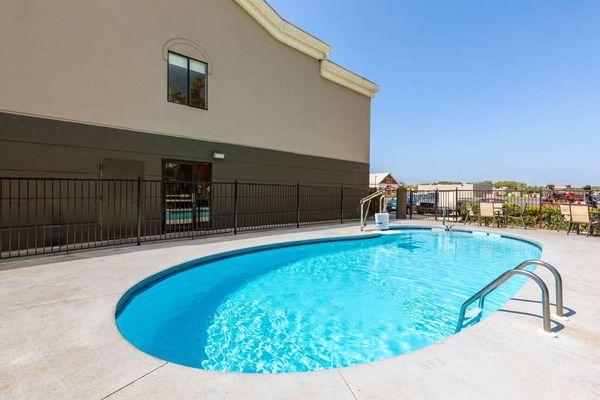 Pool - indoor