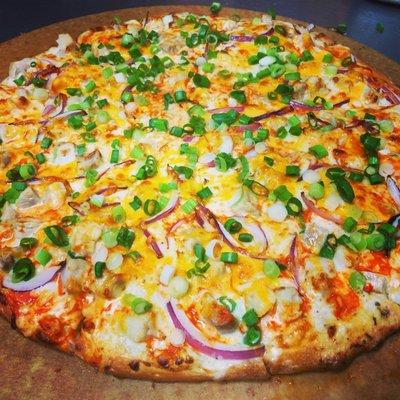 Buffalo Chicken Pizza "Delish Creations" This pizza needs no introduction.