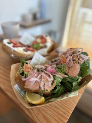 Salmon toast & ricotta toast