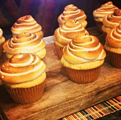 Lemon Meringue Cupcakes